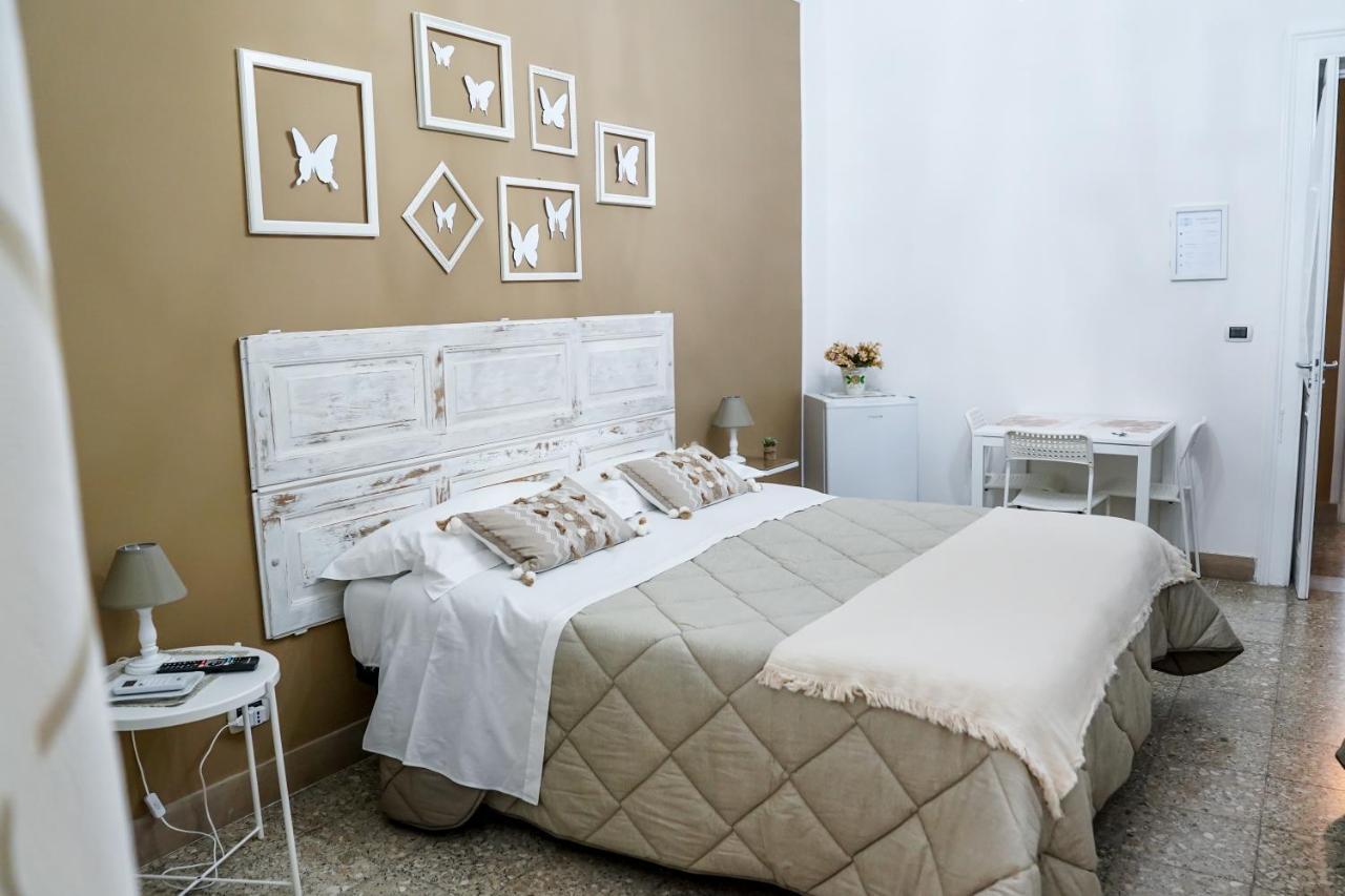 Il Mari Bed & Breakfast Таранто Екстериор снимка