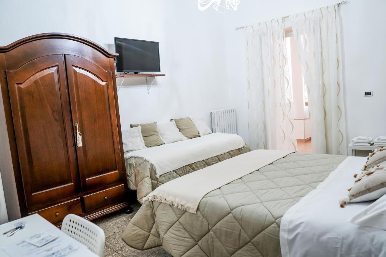 Il Mari Bed & Breakfast Таранто Екстериор снимка